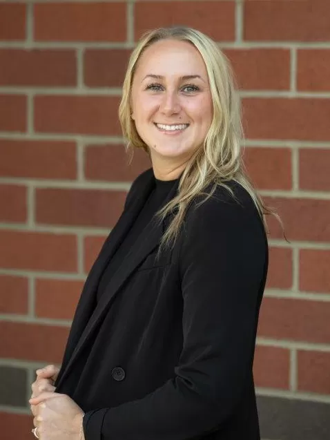 Renel Lay - Lebanon branch manager - Oregon State Credit Union