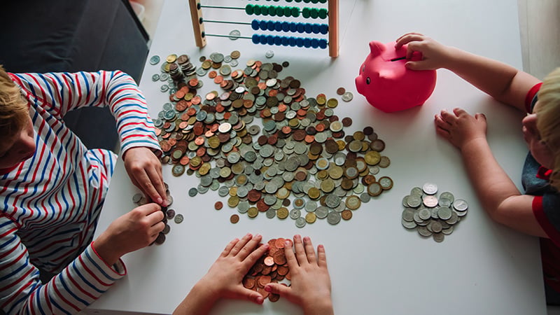 kids learning back to school money lessons