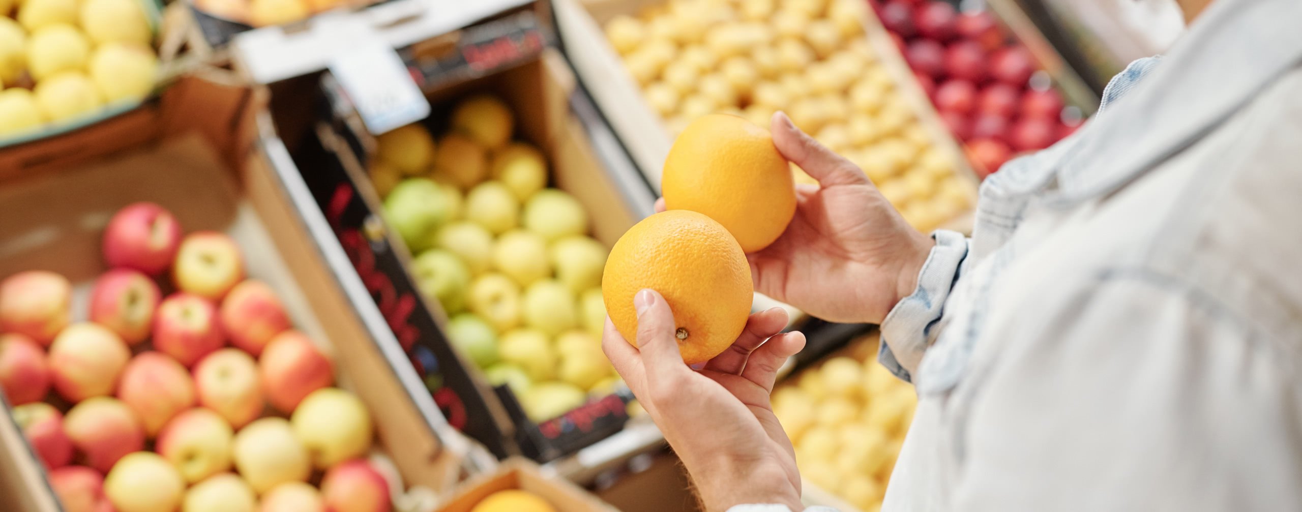 woman holding lemons